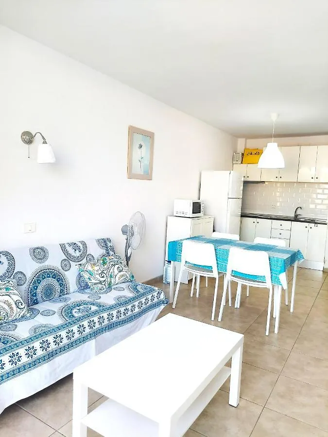 Blu Apartment, Wifi Free Pool View Costa Del Silencio Spain
